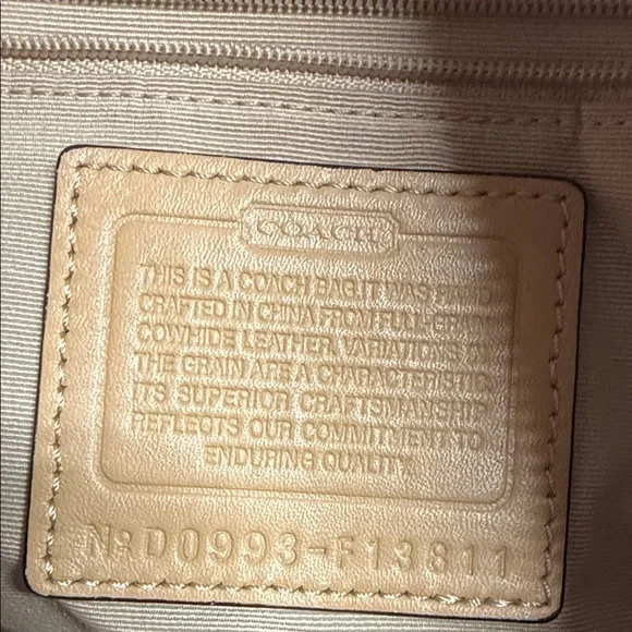 Coach Camel Leather Bag with Cream Scarf - Picture 5 of 13